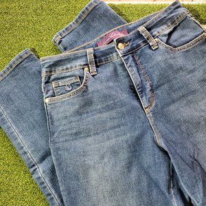 GLORIA VANDERBILT Amanda Slim Blue Jeans, Size 6